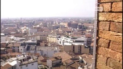 SI INCATENA AL MUNICIPIO PER UNA CASA