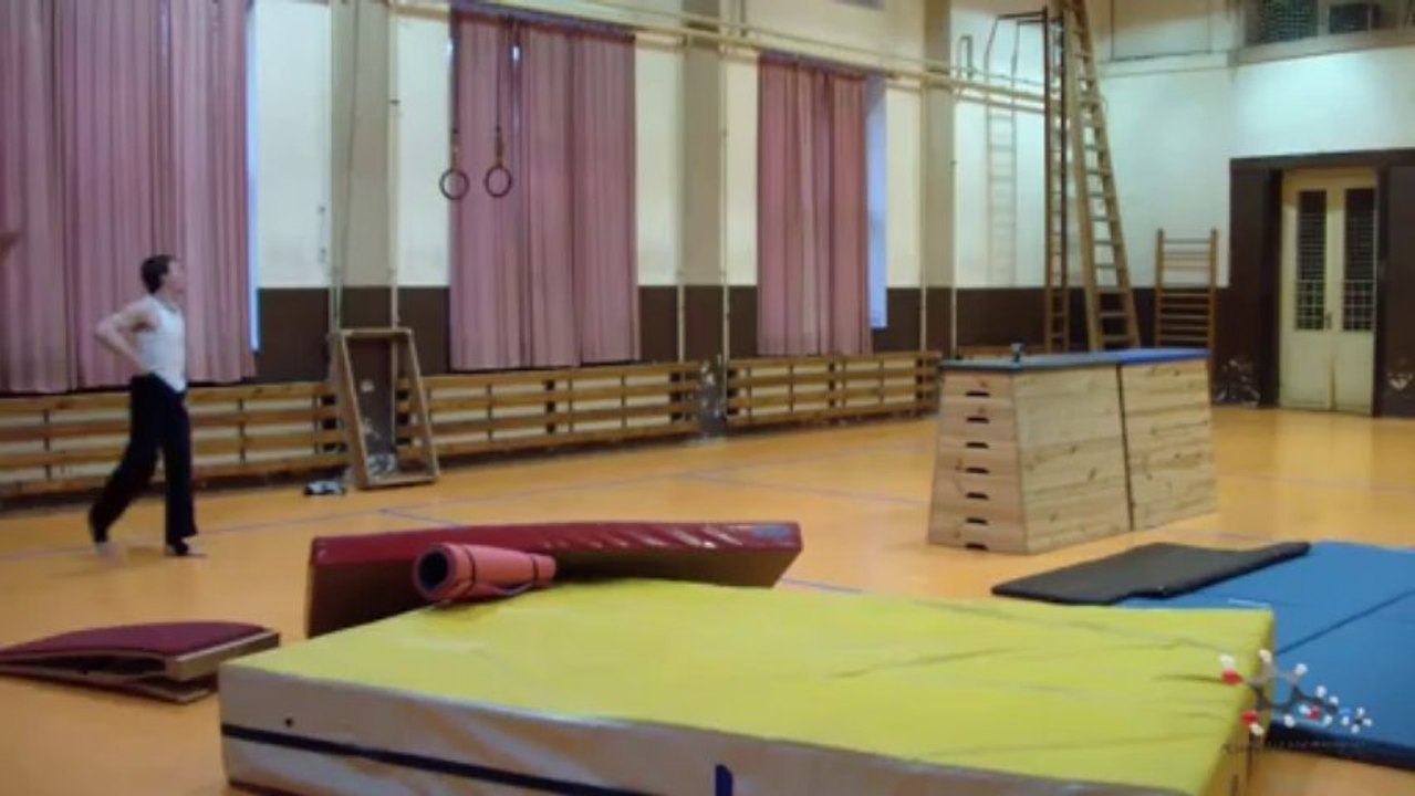 ADTeam - Parkour and Tricking - Bobo and Prochy - Indoor - 2013