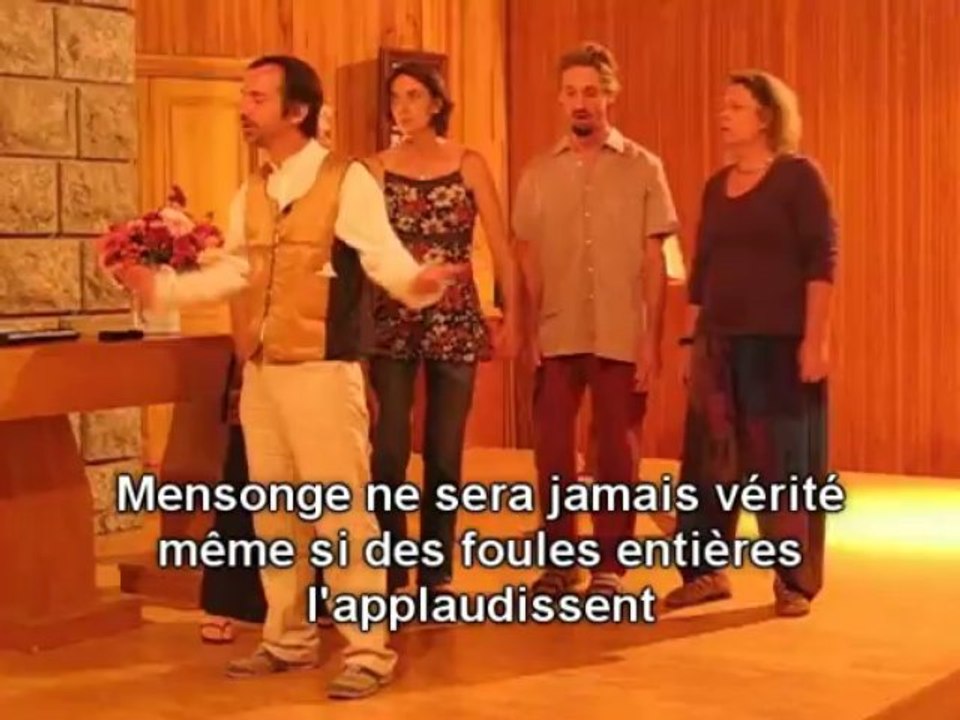 Reprise de "Tout tourne autour du soleil" de Keny Arkana