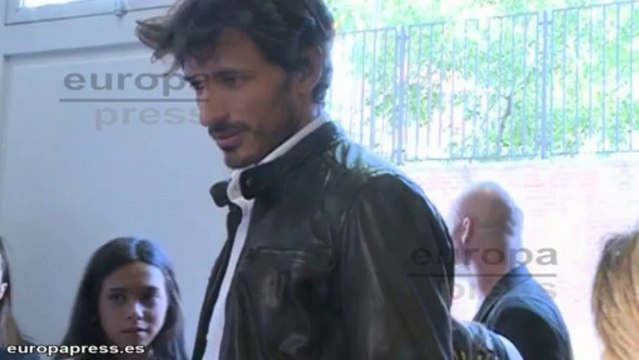 Andrés Velencoso presenta la nueva fragancia de Mango