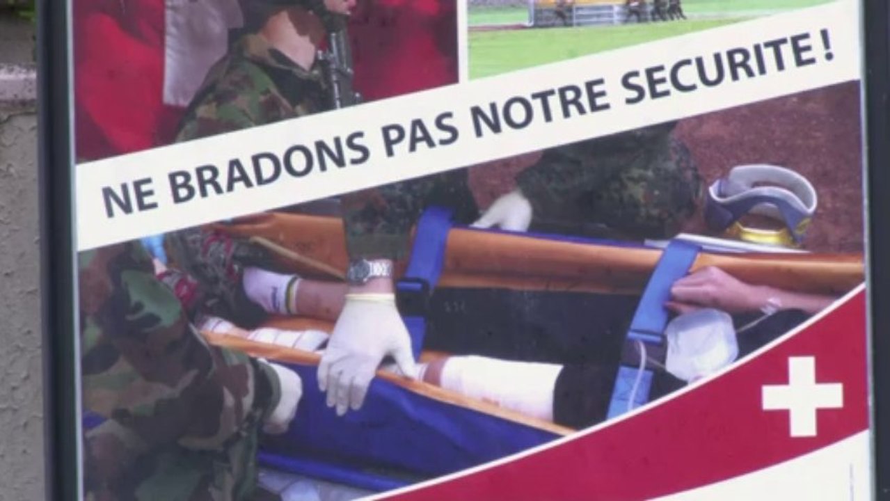 Swiss split on whether to abolish military draft