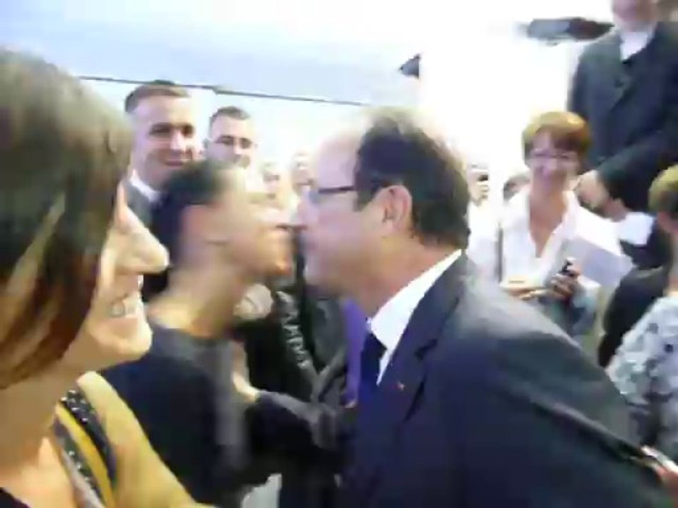 Elles ont eu la bise du Président !