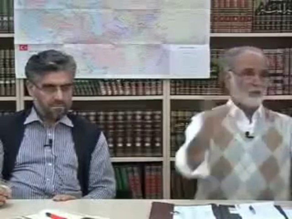 Celaleddin Rumi diyor ki; 'Mesnevi Kur'an'dan da yücedir!!'