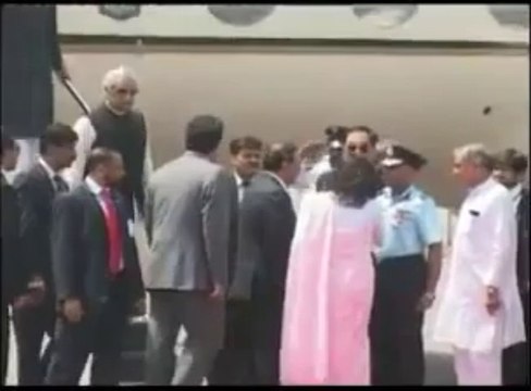 bilawal bhutto zardari with Pakistan President Asif Ali Zardari lands at Delhi airport