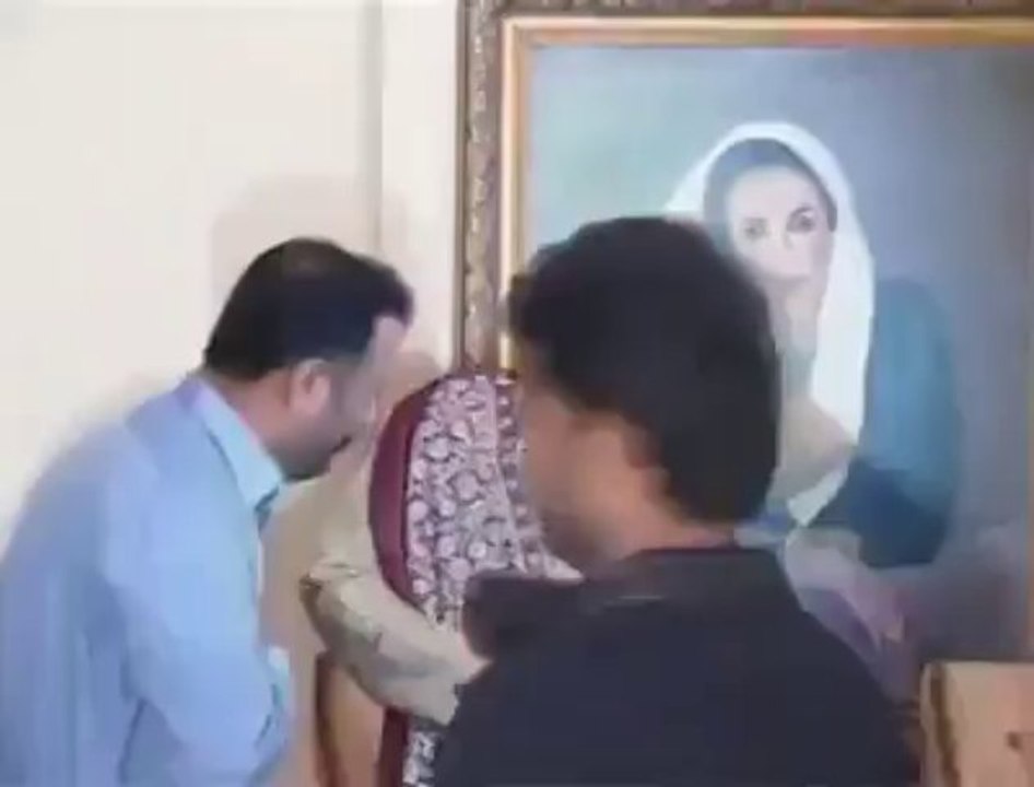 bilawal bhutto zardari present ajrak