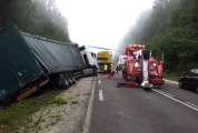 Collision voiture-poids-lourd entre Vesoul et Besançon