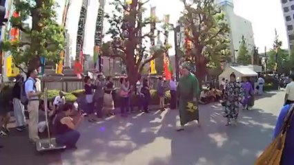 Arrivée des sumos-Kérya et Antoine a Tokyo