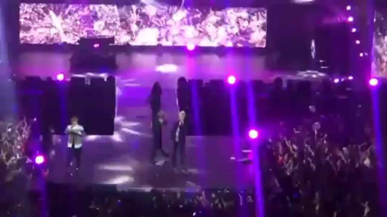 ▶ 130907 Seungho, Hongki,Ailee,Dujun Special Stage Music Bank in İstanbul