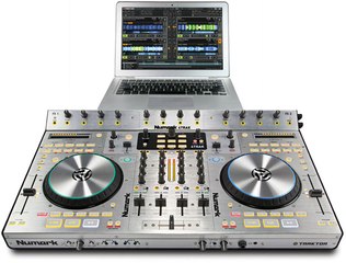 NUMARK 4Trak 4-Deck TRAKTOR DJ Controller