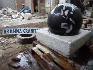 Sphere water fountain