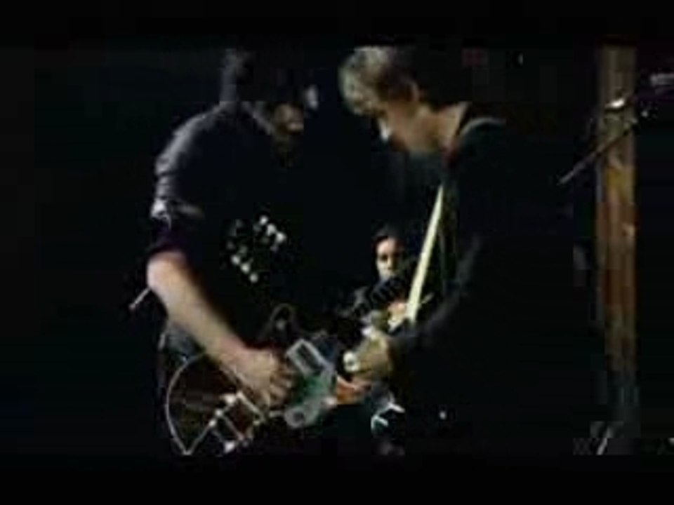 the raconteurs - level (live)
