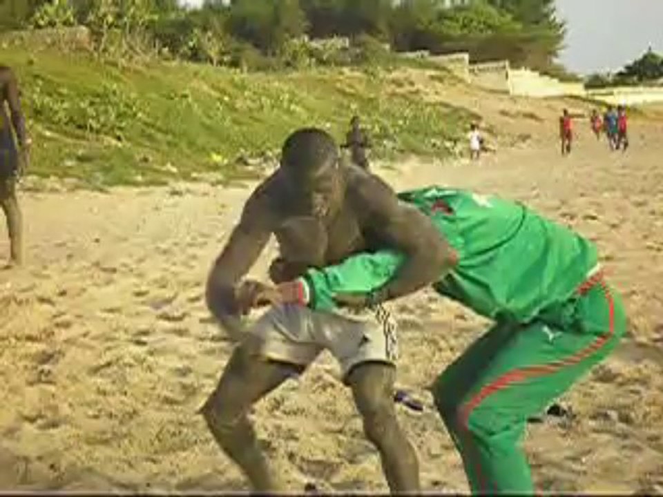 SÉNÉGAL- LUTTEURS SÉNÉGAL-MBOUR-MBOUDIENE-SALY