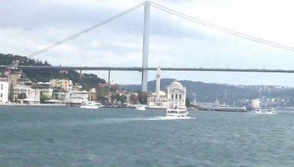 ISTANBUL - ESTREITO DE BÓSFORO