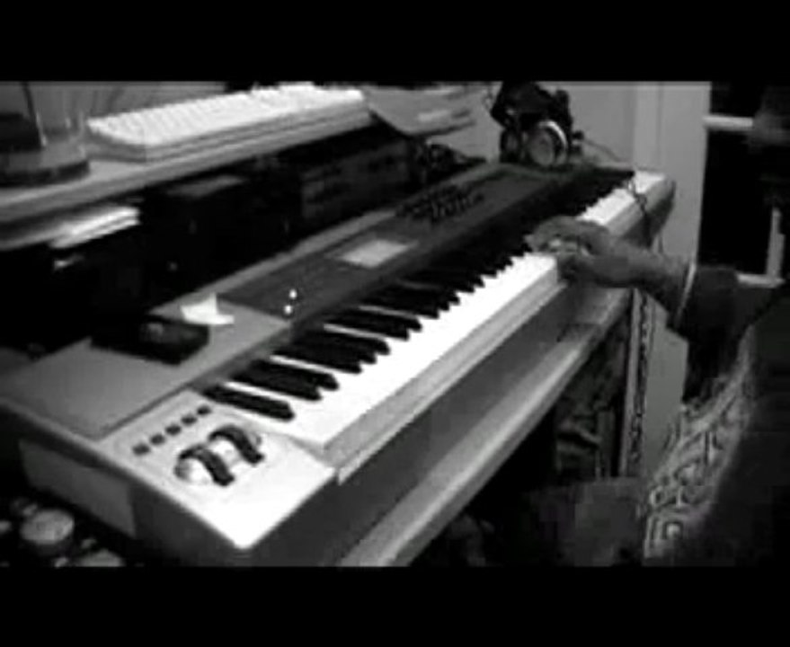 Akai MPC 2500 Beat Making In Da Lab 12