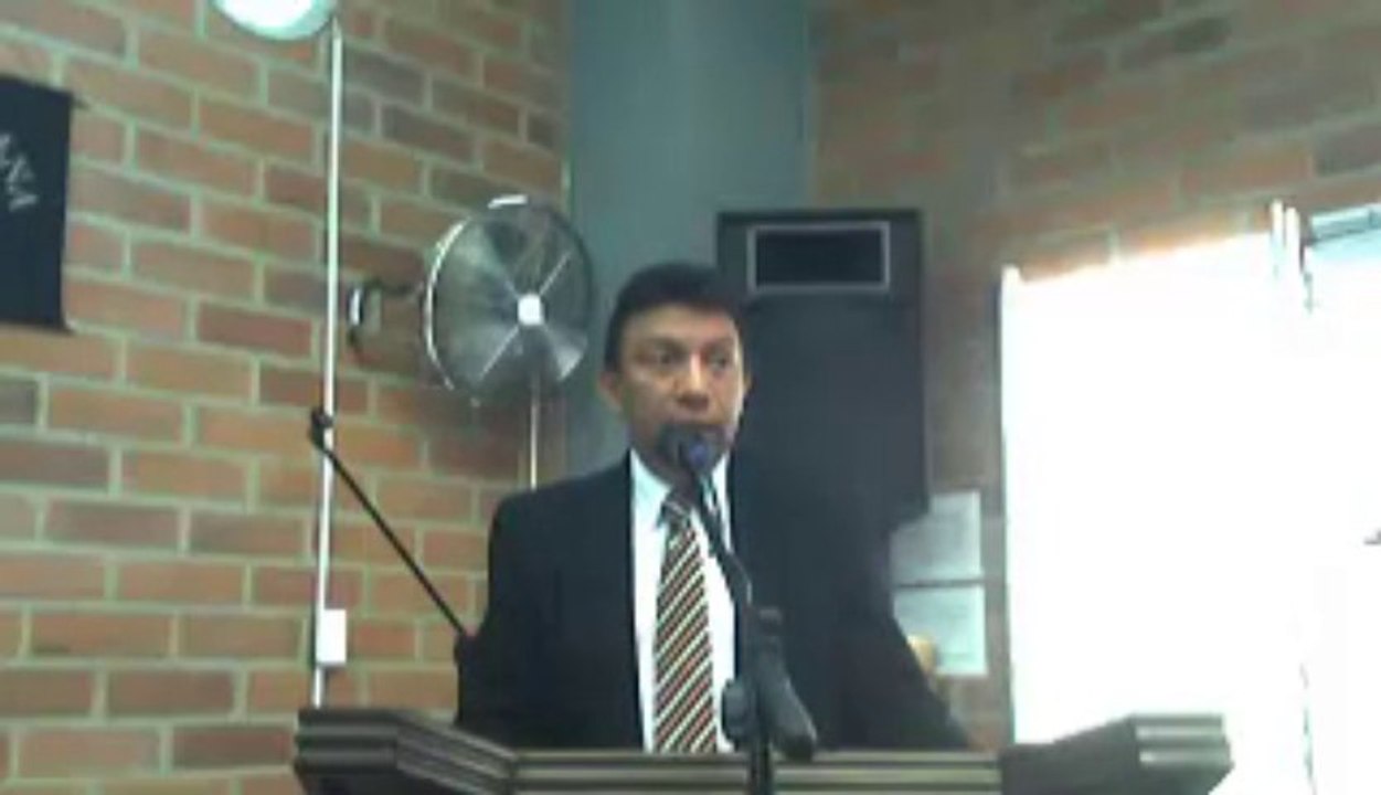 El evangelio contrastado con la ley a través de dos montes - Pastor Julio C. Benítez
