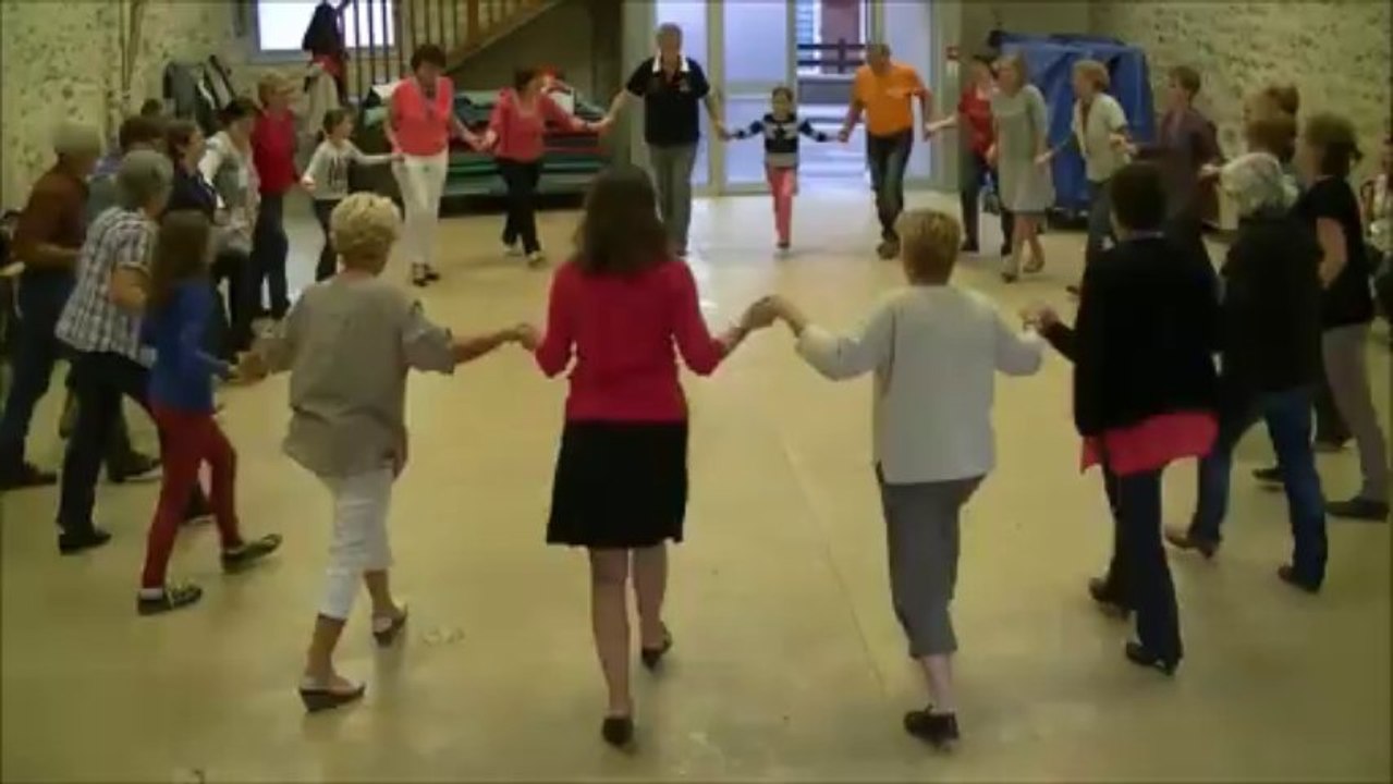 folkpourtous135 cercle circassien 09/13