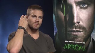 2013.09.17 Stephen Amell @ Interview - HeyUGuys UK