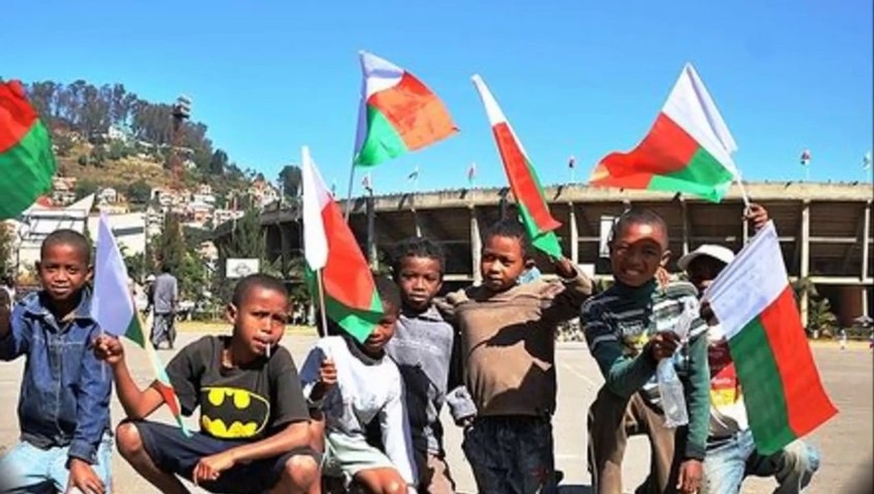 MADAGASIKARA NOSY MALALAKO