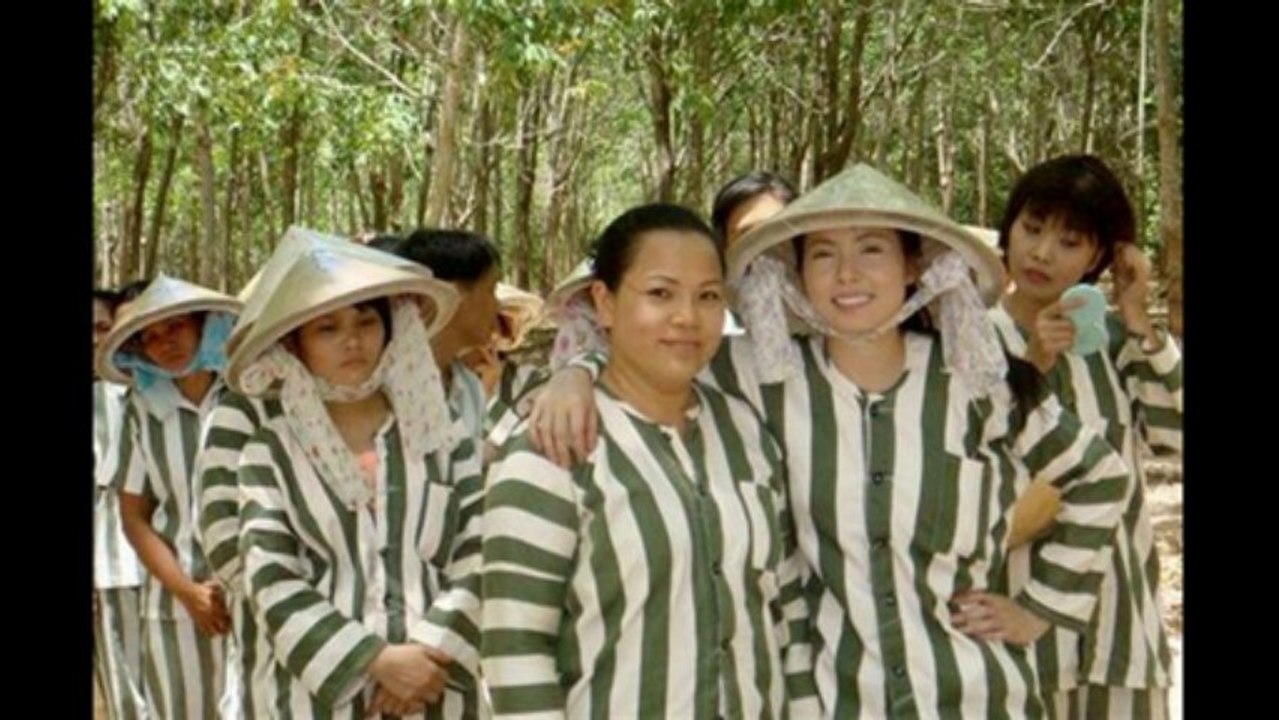 HTV phim Phía Sau Ánh Bình Minh 2010