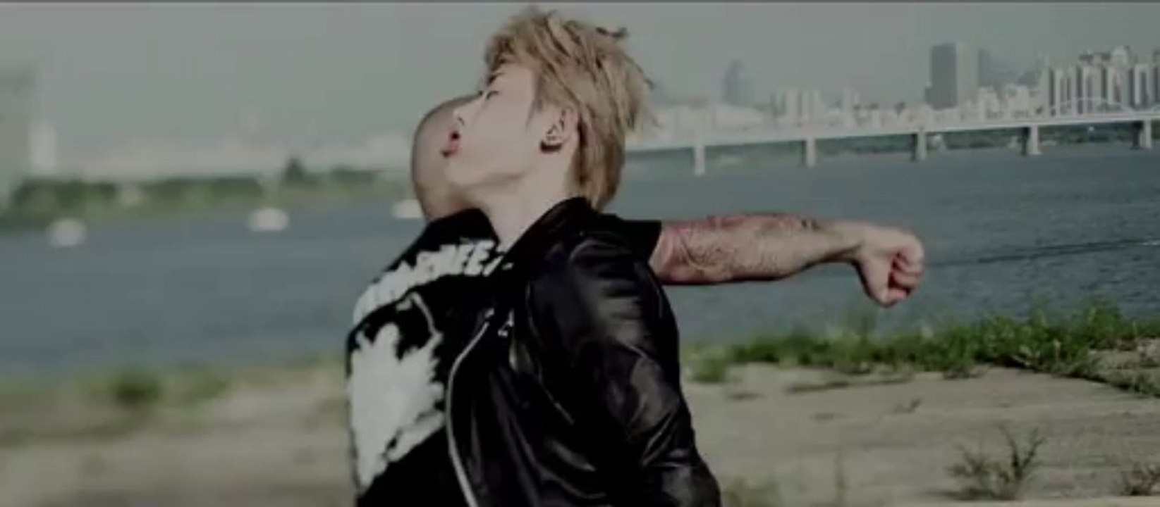 Block B - Be The Light MV