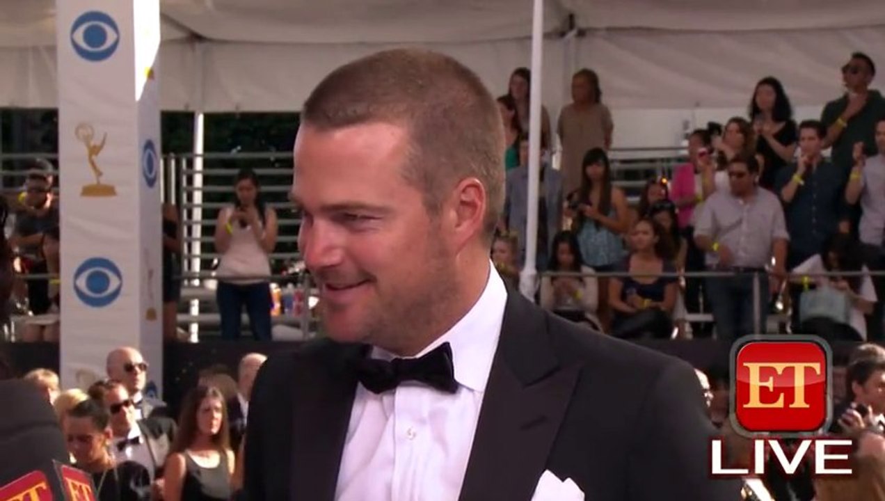 2013.09.22 Chris O'Donnell @ Emmy red carpet