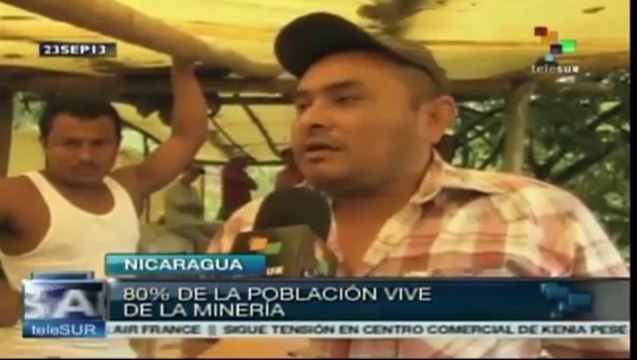 Mineros artesanales protestan contra minería extranjera