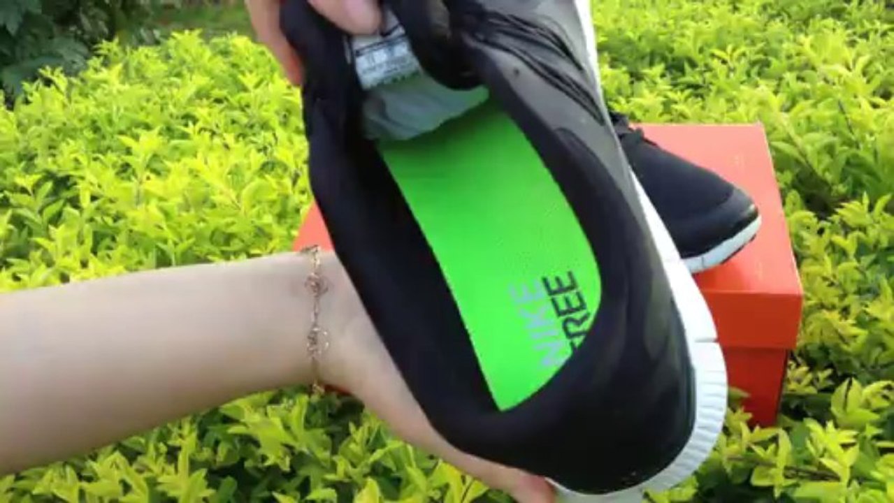 2013 New Arrival Nike Free 5.0 V2 Mens Running Shoes Black/Grey from www.kicksgrid1.ru