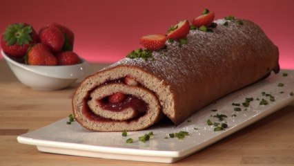 Recette de Gâteau roulé à la confiture de Fraises Bonne Maman - 750 Grammes