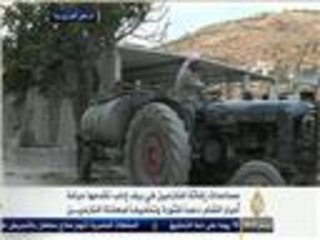 أحرار الشام تقدم مساعدات للنازحين بإدلب