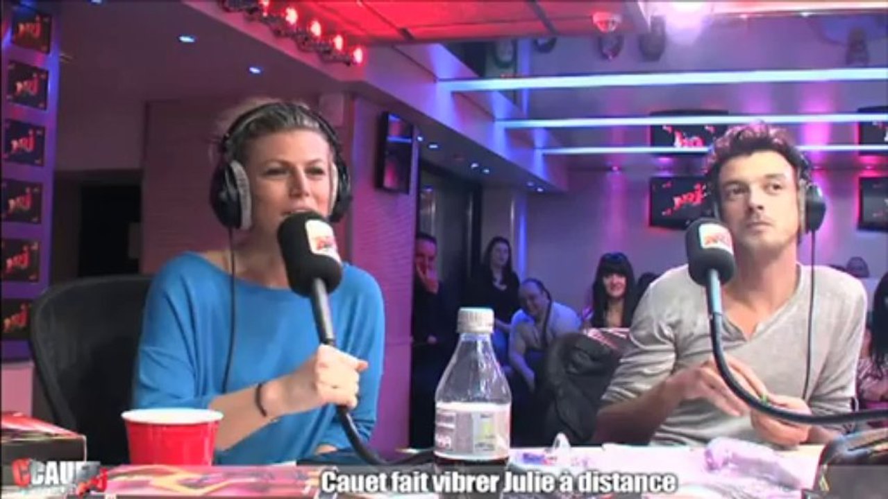 Cauet fait vibrer Julie à distance - C'Cauet sur NRJ