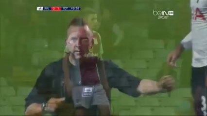 Football : la meilleure stratégie défensive ? Baisser le short de son adversaire !