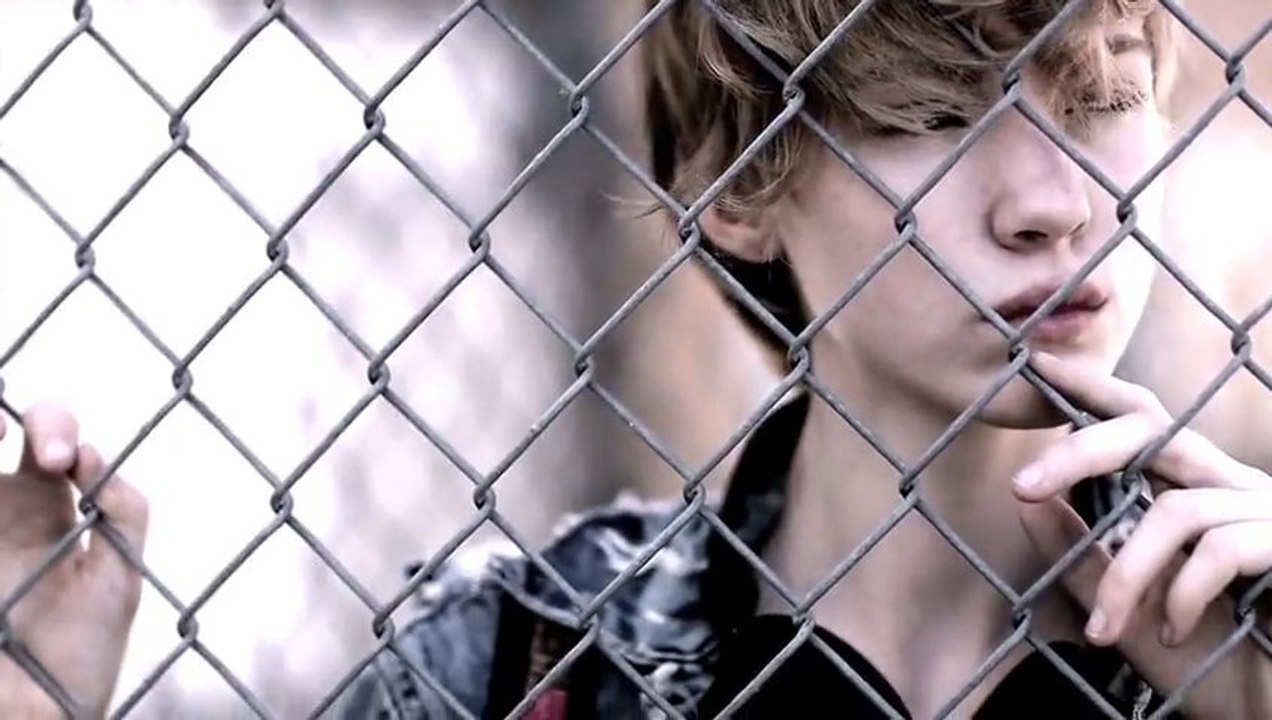 Tom Petty & the Heartbreakers - Free Fallin'