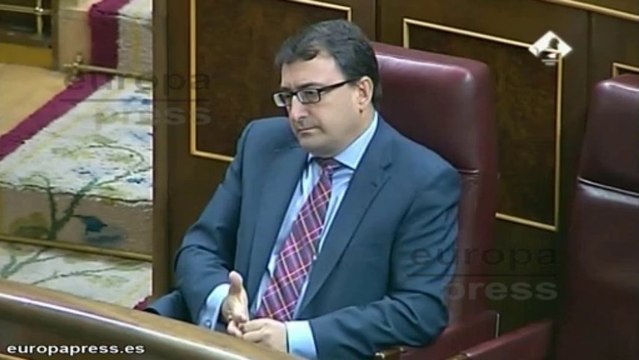 Soria: Sin medidas la luz habría subido un 42%