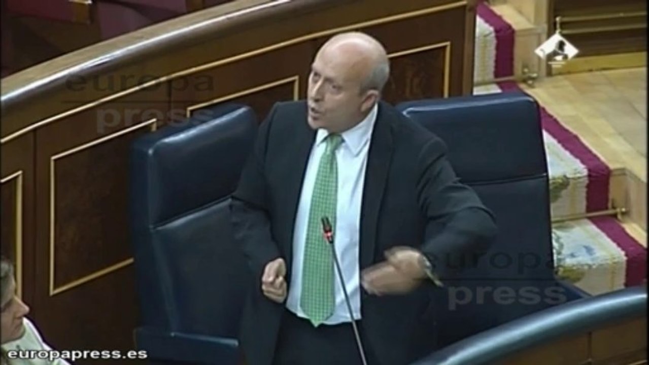 Wert aprobará el mayor aumento de becas en los PGE