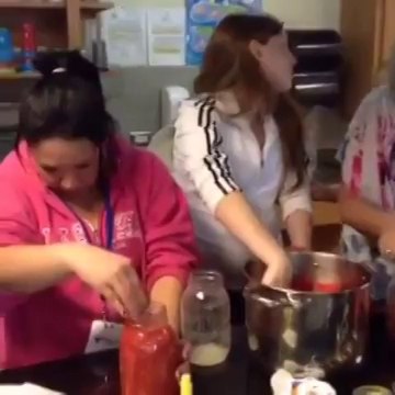 Home made canned tomatoes session @provplace-part 3