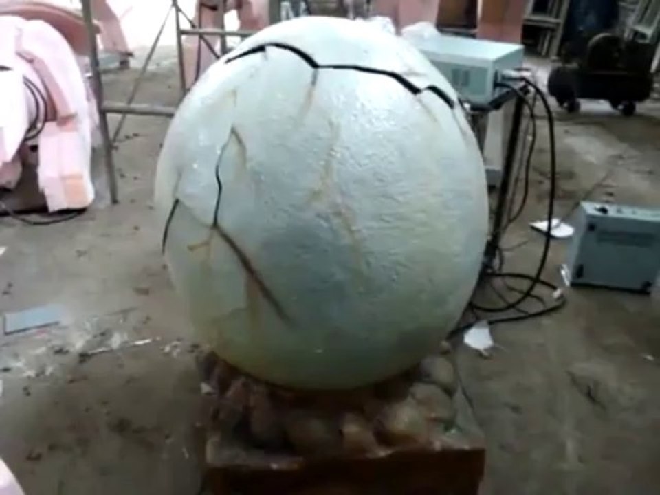 Baby dinosaur animatronic