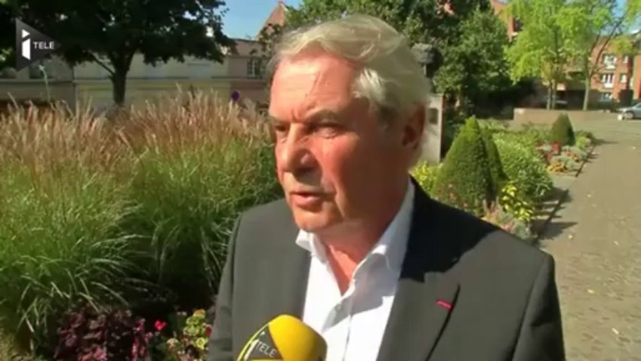 Roms : Manuel Valls ne reviendra pas sur ses propos