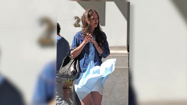 Katie Holmes Suffers a Marilyn Monroe White Dress Moment
