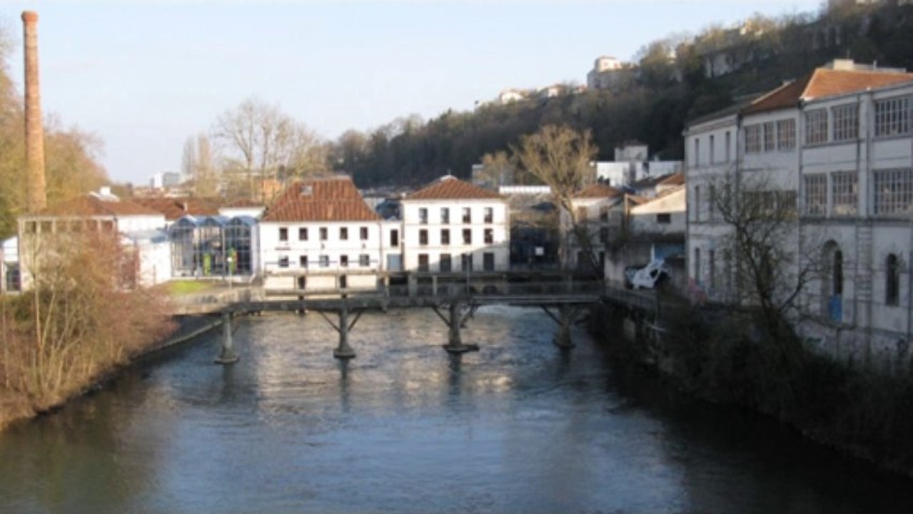 "Une vie, une usine" : Les dames de Saint-Cybard