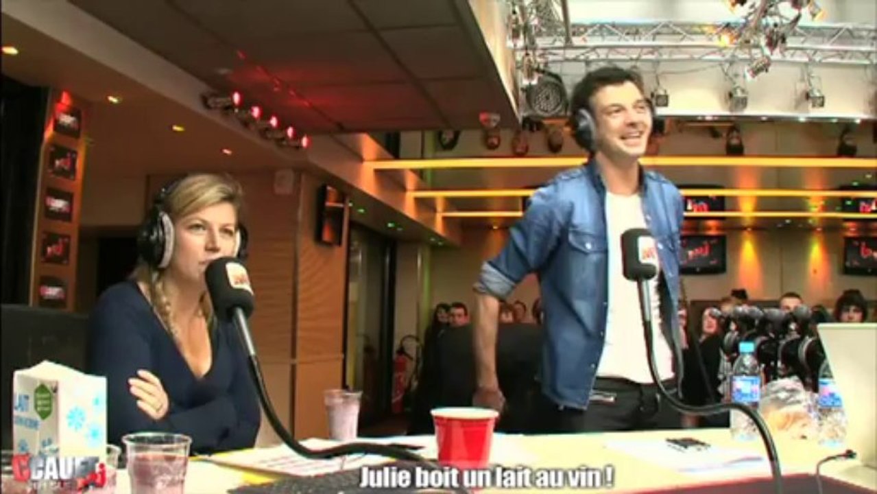 Julie boit un lait au vin ! - C'Cauet sur NRJ