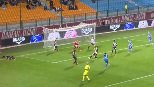 ESTAC Troyes (ESTAC) - Angers SCO (SCO) Le résumé du match (8ème journée) - 2013/2014