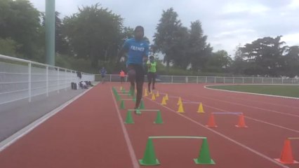 KEVIN ET VALERIE TECHNIQUE DEPART DE FACE AVEC PLOTS