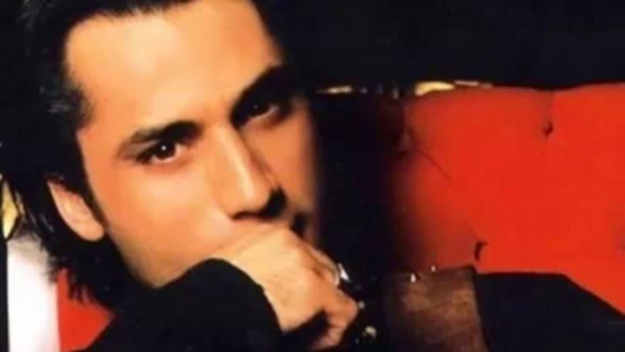 Çılgın Sedat Benden Sanane Senden Banane ... SesliZaRa ...