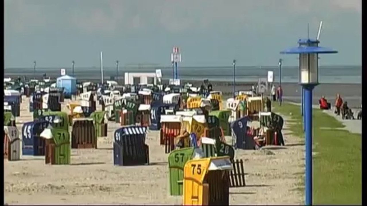 Am Strand von Neuharlingersiel - Ostfriesland