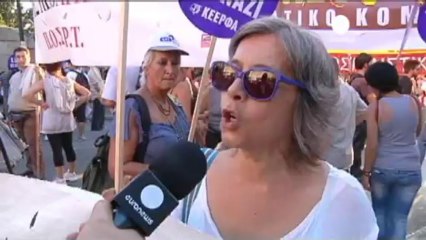Atene: scontri dopo corteo anti Alba Dorata