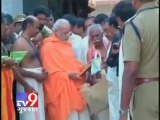 Tv9 Gujarat - Narendra Modi visits Sree Padmanabhaswamy Temple in Kerala