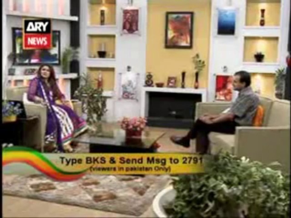 Tohfay.com CEO Mehdi Hasnain at Maya Khan Show "Bakhabar Savera" ART NEWS Part 1