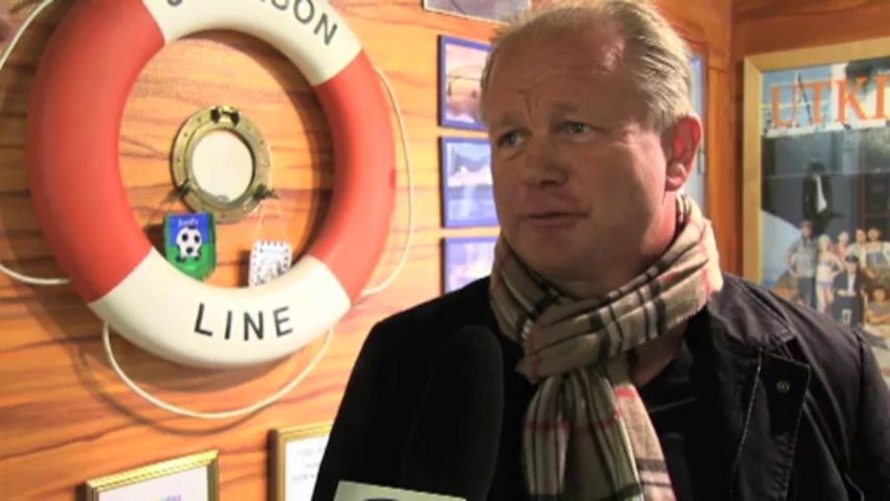 ”Det kommer bli ett överjävligt tryck!" - 08 Fotboll