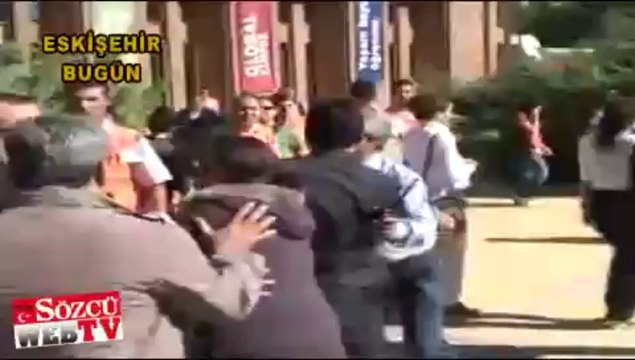 ‘Ellere’ var da bu çocuklara yok mu!