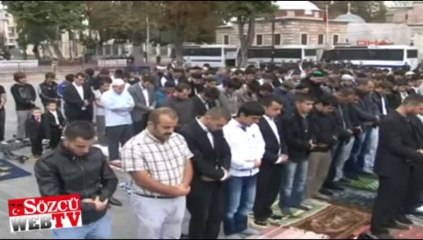 Ayasofya’da bayram namazı kılındı